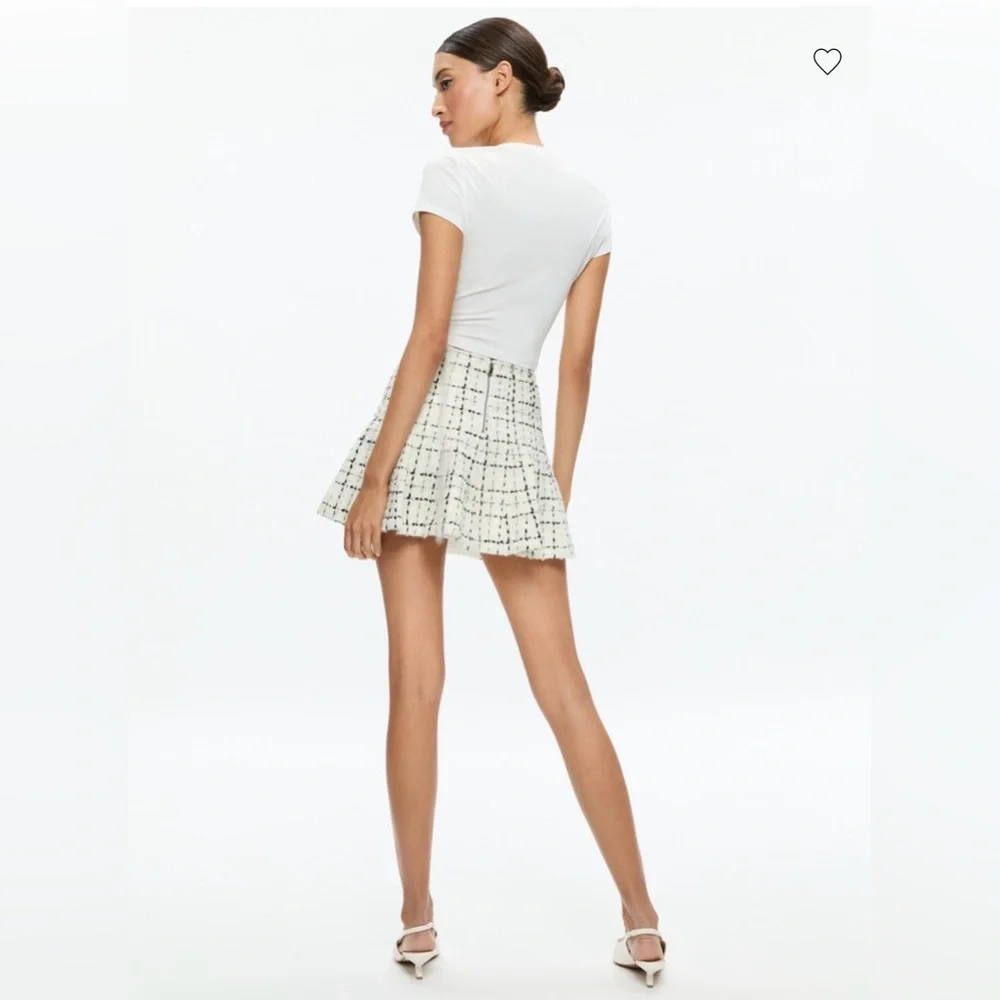 NWT Alice + Olivia Cream and Black Tweed Skirt Size 10 - Picture 5 of 11